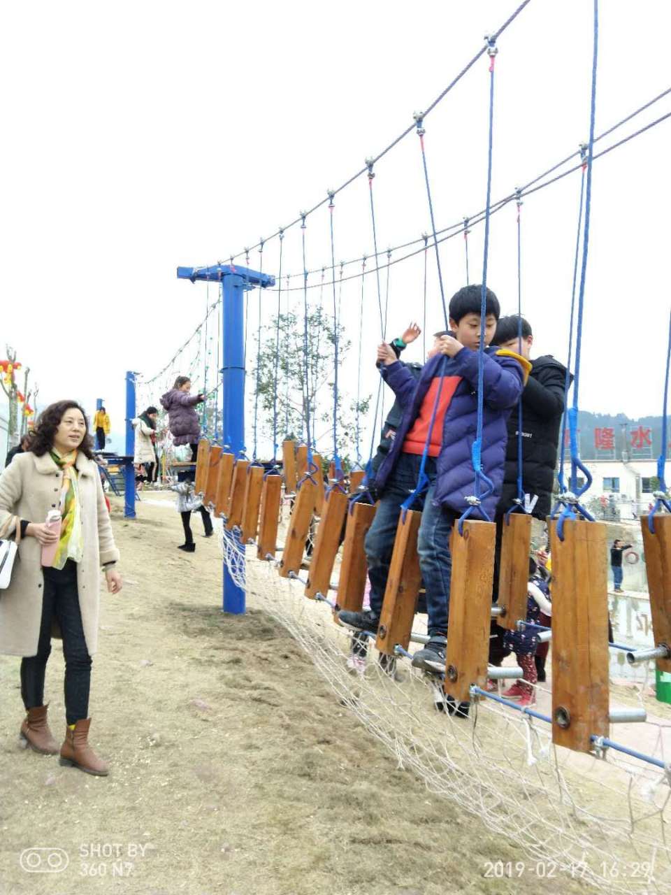 【kaiyun官方网站】今年春节是不是还有个临江万隆水上嘉年华假日公园没去玩呢？(图11)